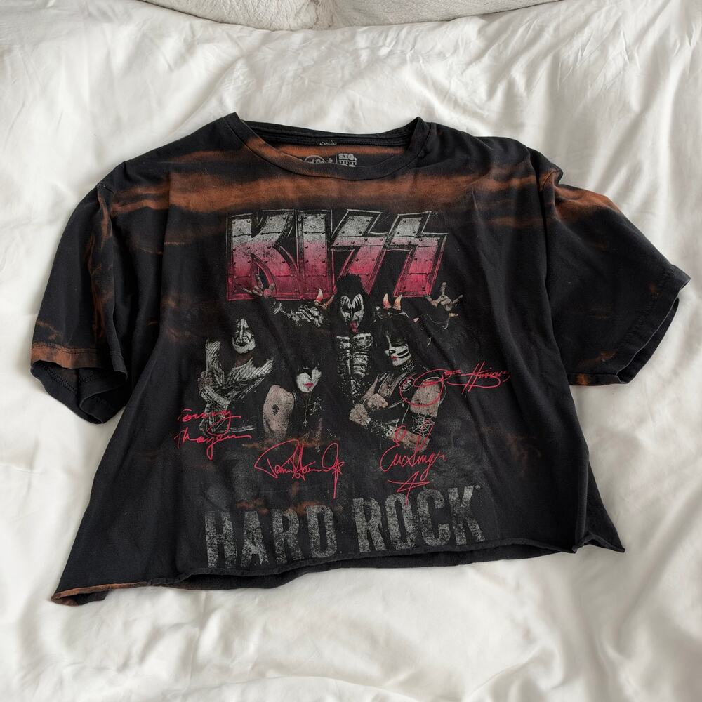 KISS Hard Rock Bleached Graphic Tee Cropped Size XL